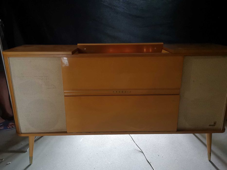 Radiola z lat 60-tych GRUNDING Konzertschrank w super stanie