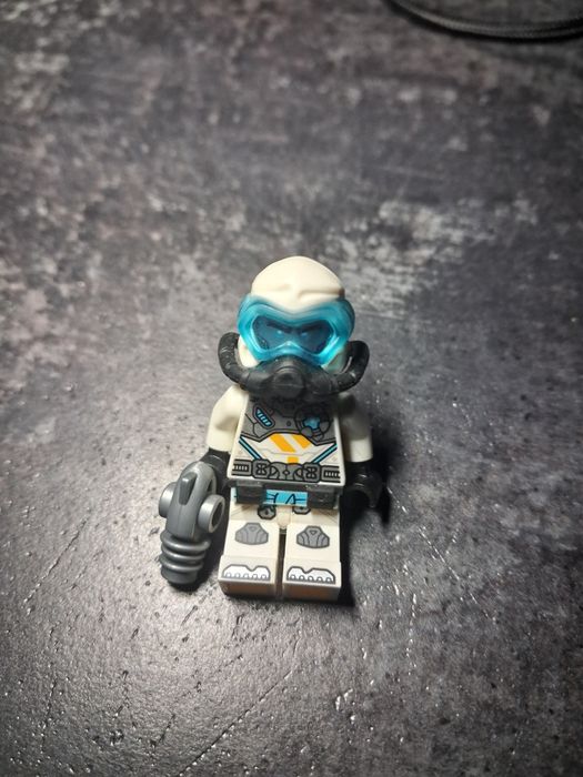 Figurka Lego Ninjago Zane Nurek