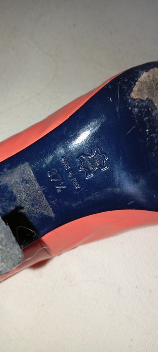 Sapatos Kallisté salto alto cor laranja