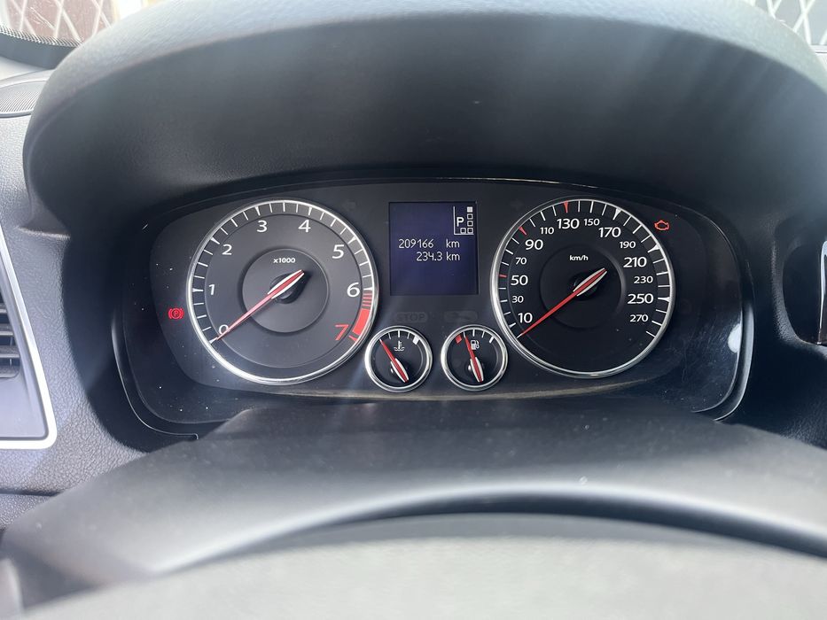 Продам власний автомобіль.