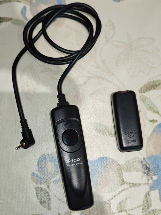 Câmara Digital Canon ESO 500D + pack acessórios