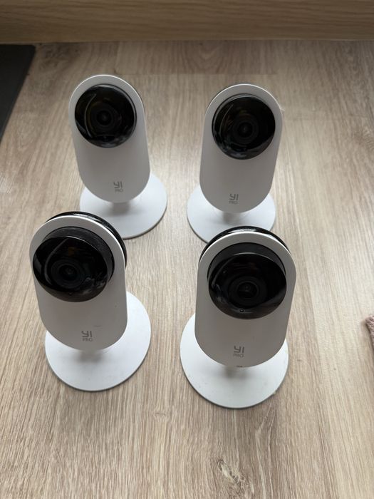 Продам камери Yi Home