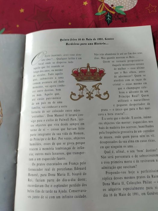 Coleção Autenticada de 15 Pratos Porcelana Rainha D. Maria II