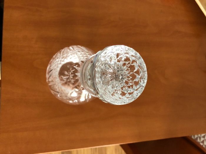 Garrafa de Licor Antiga com 5 copos