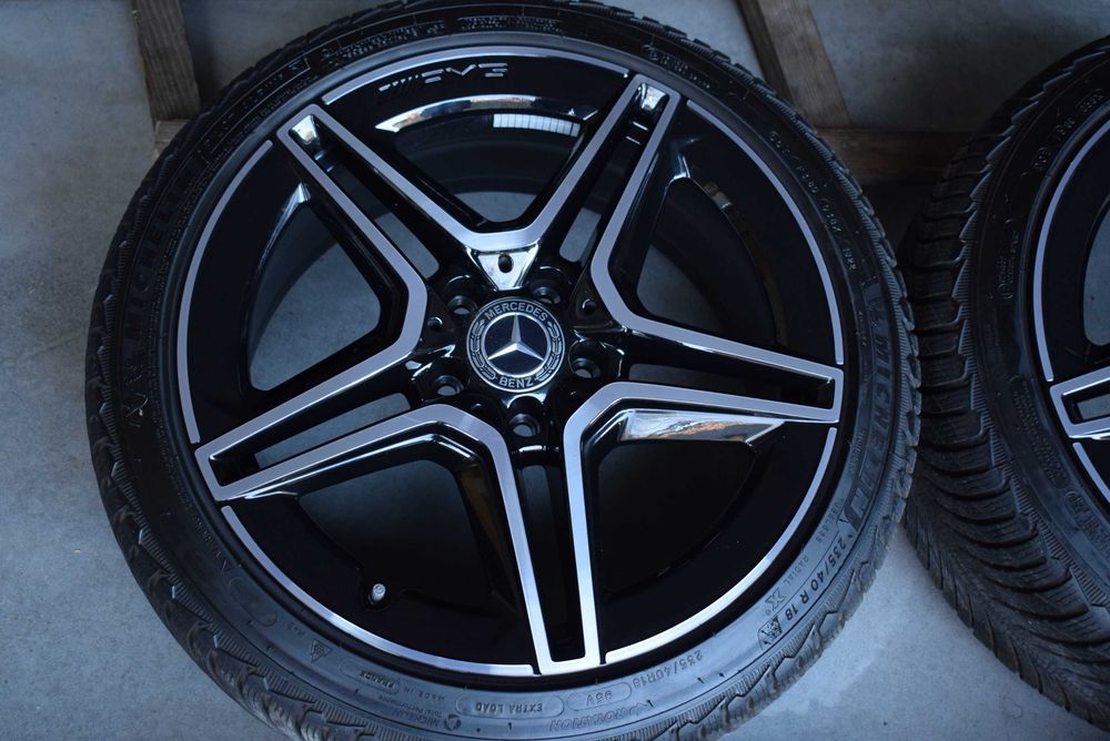 Mercedes CLA 35 AMG X117 X118 A W177 35  AMG MICHELIN MO