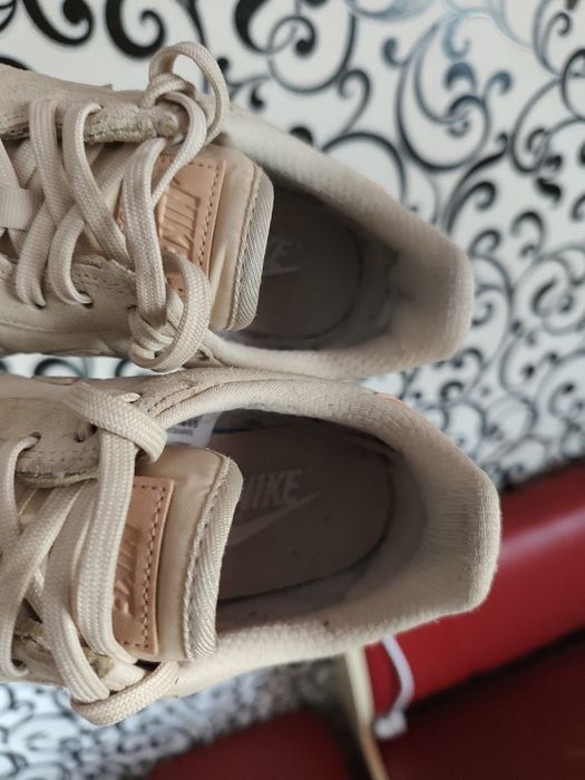 Кросівки жіночі  Nike 39р