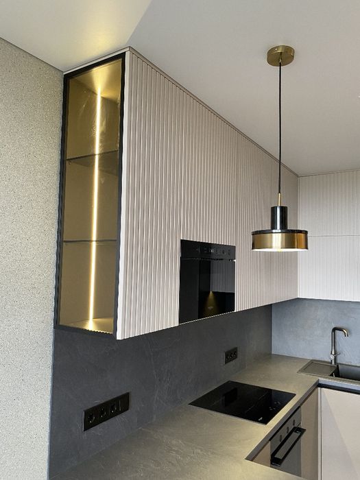 Меблі під замовлення/Кухні/Шафи/Гардеробні