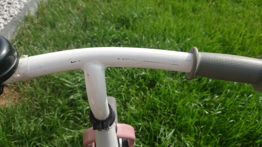 Rowerek biegowy kinderkraft, kask Martes