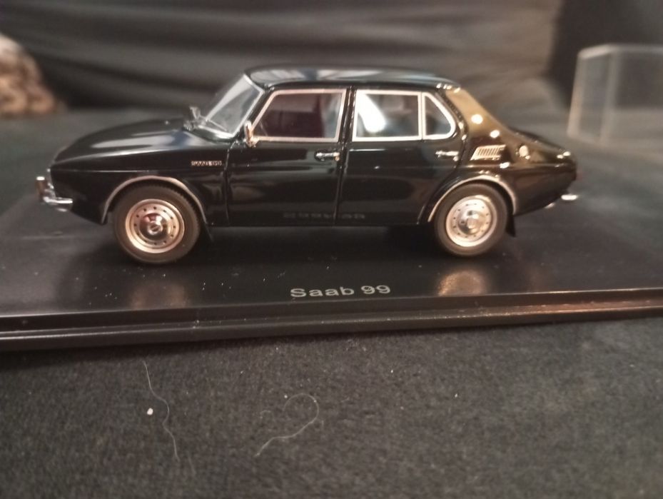 Модель авто Saab 99 1:43