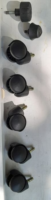 Газовий ліфт,колеса  для комп'ютерного крісла. Цей вживаний газовий лі