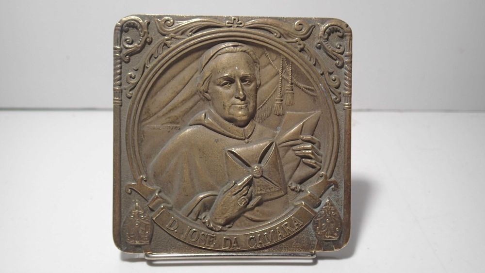 Placa em Bronze de D. José da Camara