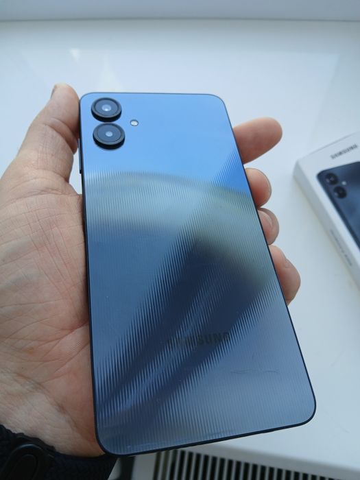 Samsung galaxy a06 4/128gb стан нового