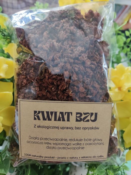Kwiat bzu lilaka kiszony na herbatkę