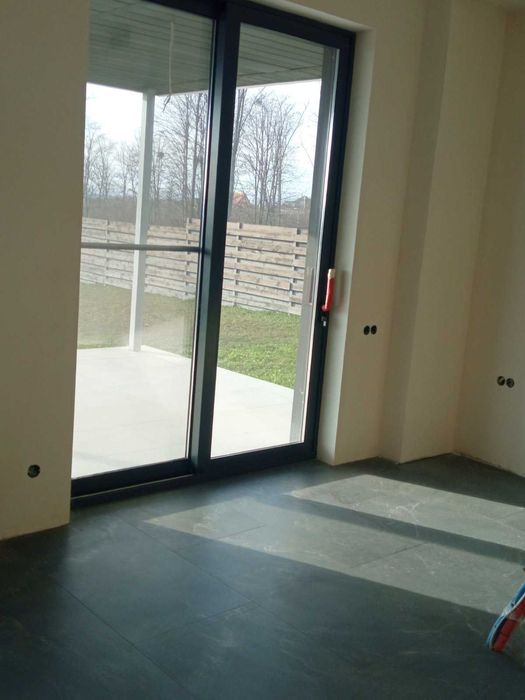 Продам дом в закрытом КП "InWhite family park"