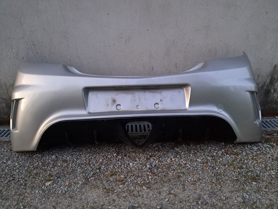 parachoques traseiro e frisos laterais opel corsa d opc