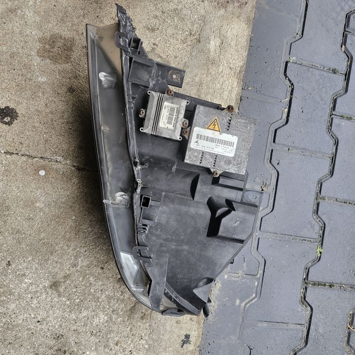 Lampy Bi-xenon e46 cabrio coupe Xenon dynamic skrętne  lift Facelift