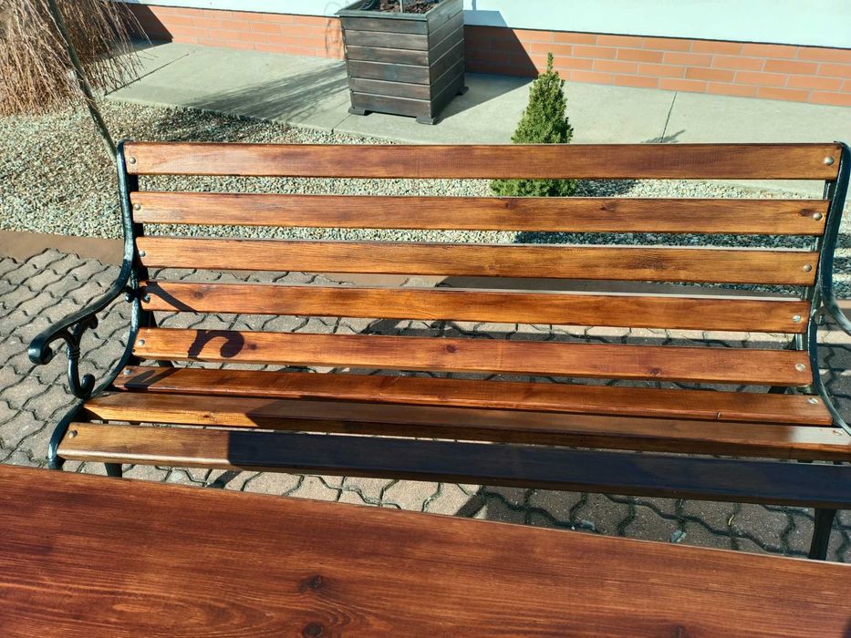 Komplet ogrodowy - stół + dwie ławki