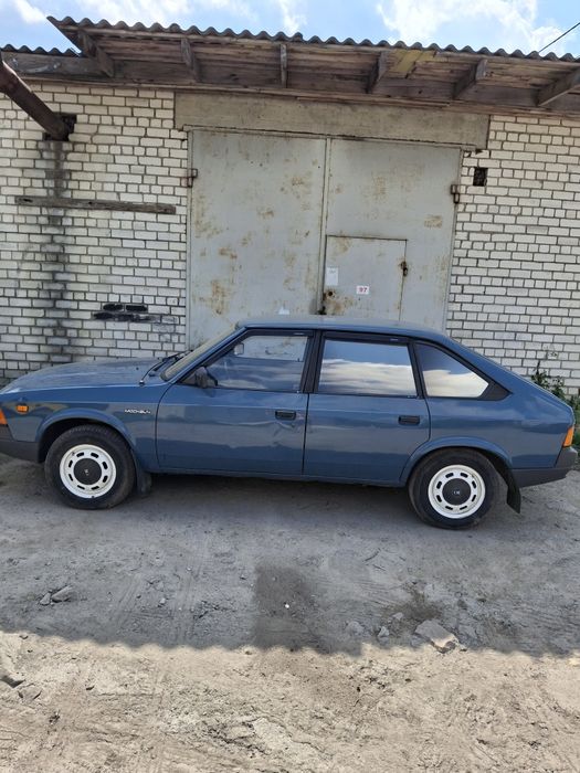 Продам Москвич 21412