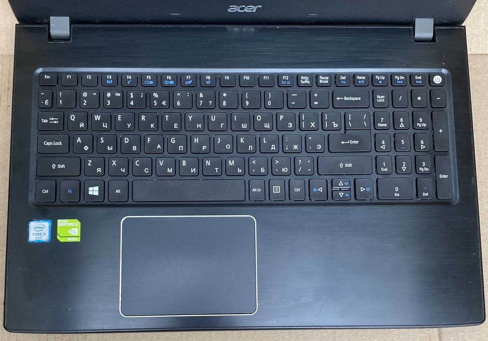 Ноутбук Acer E5-576 i3-6006U RAM 8Gb SSD 120 HDD 750 GeForce 940MX 2Gb