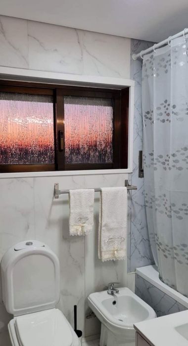 Alugo Quarto para casal