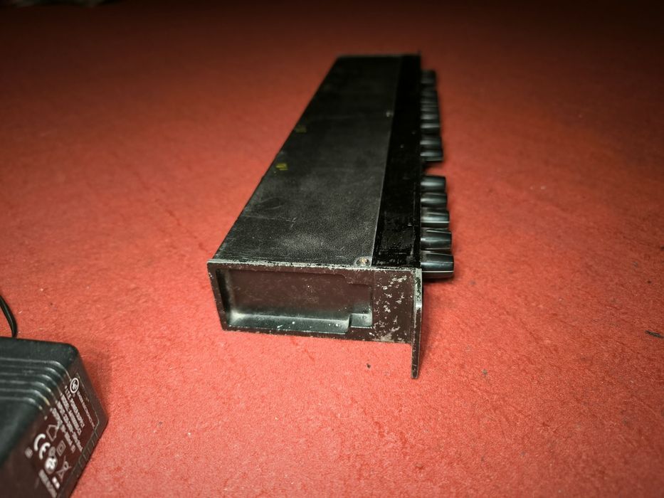 Продам Компресор лімітер Alesis 3630