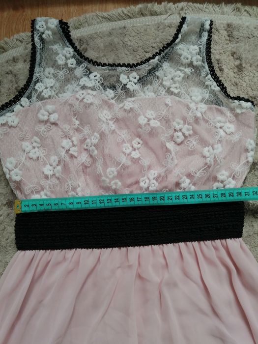 Рожеве літнє платя