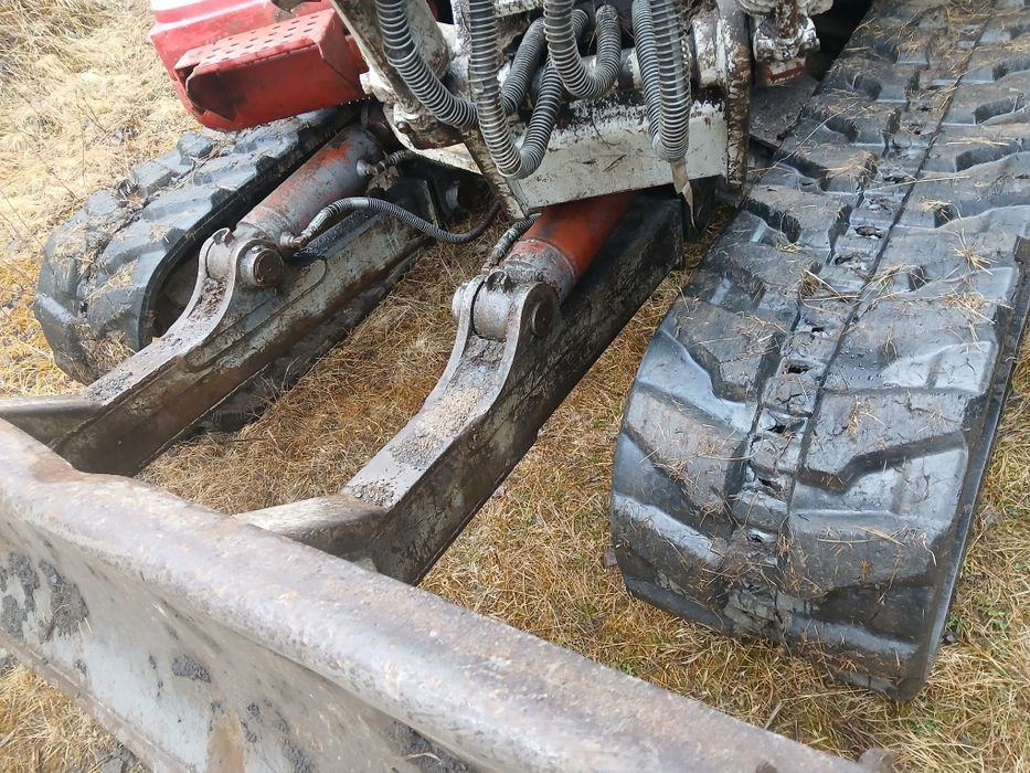 Мініескаватор Ткеучі 7.2 тони.В робочому стані.