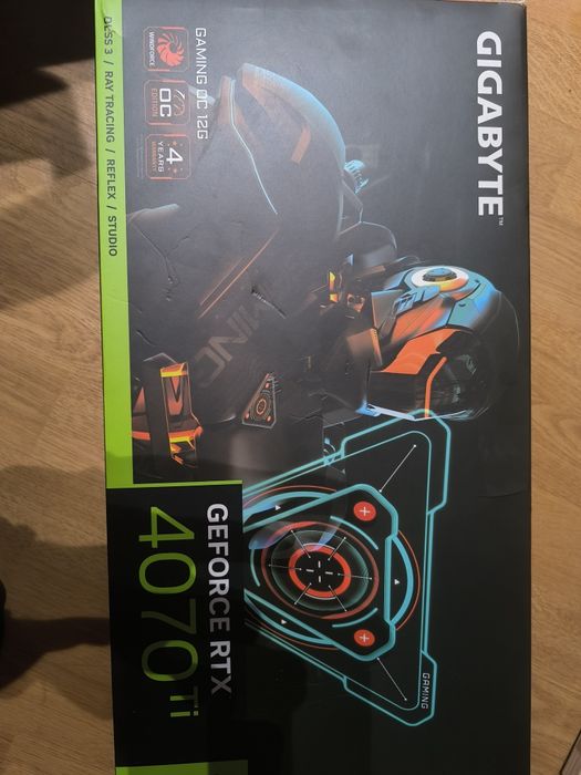 Nvidia RTX 4070 Ti Gygabyte Gaming Oc - Como nova