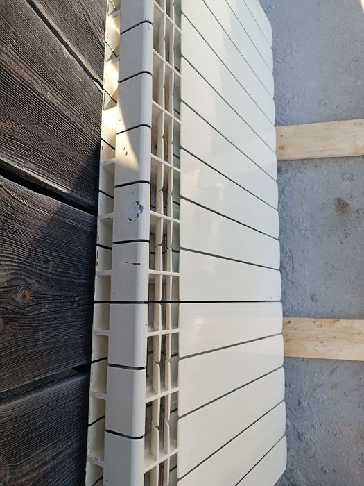 Grzejnik aluminiowy  15 żeberek