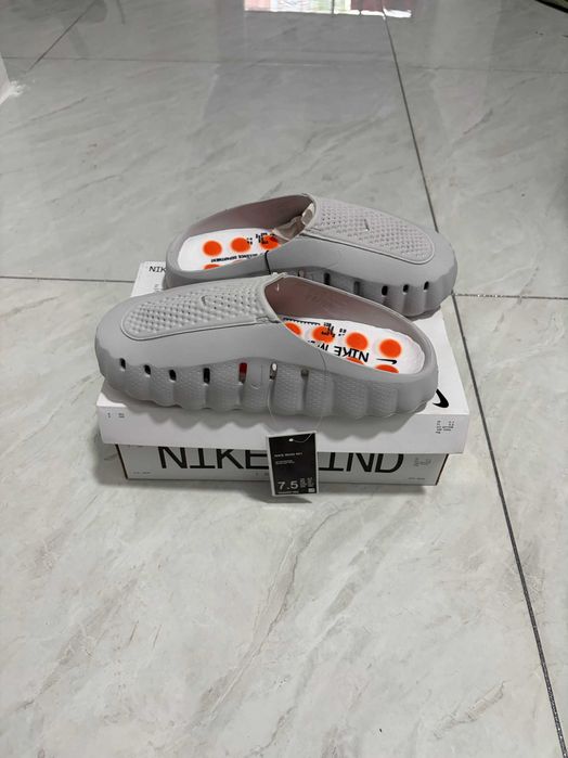 Nike mind 001 R.42