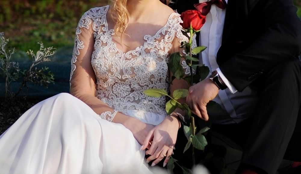 Suknia ślubna - ivory/muślin/gipiura - Salon Evita