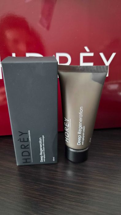 Hdrey Anti-wrinkle, intensive regenerating rich cream with massager 60 ml