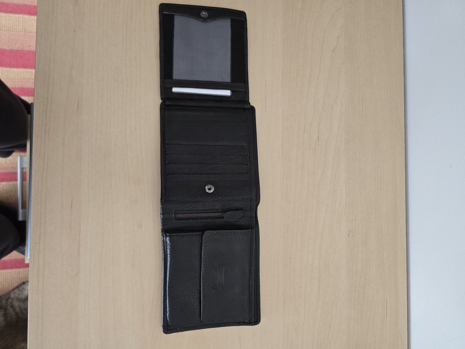 carteira camel como nova