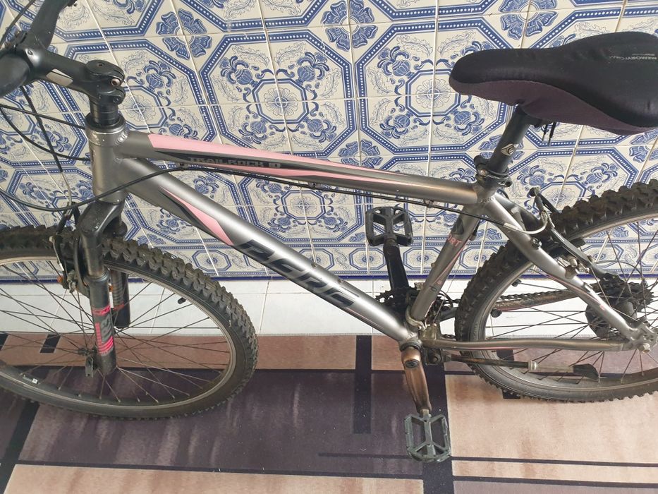 Bicicleta BTT com ótimo estado de conservação