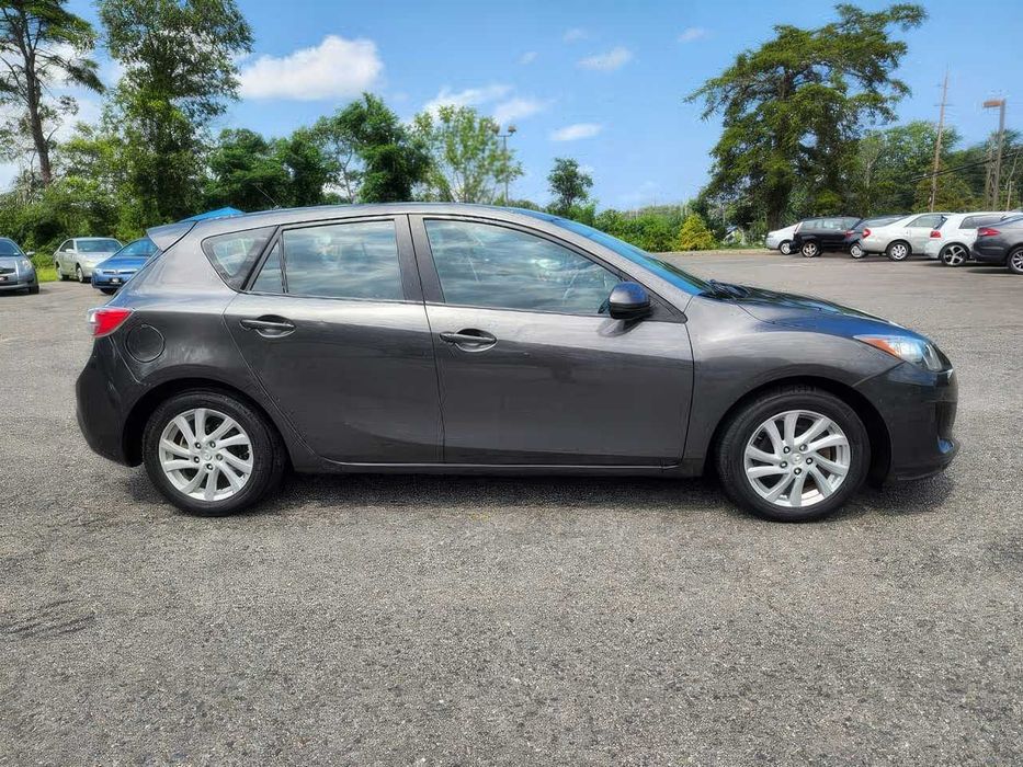 Mazda 3      2013