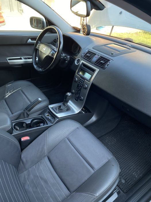Продам volvo v50