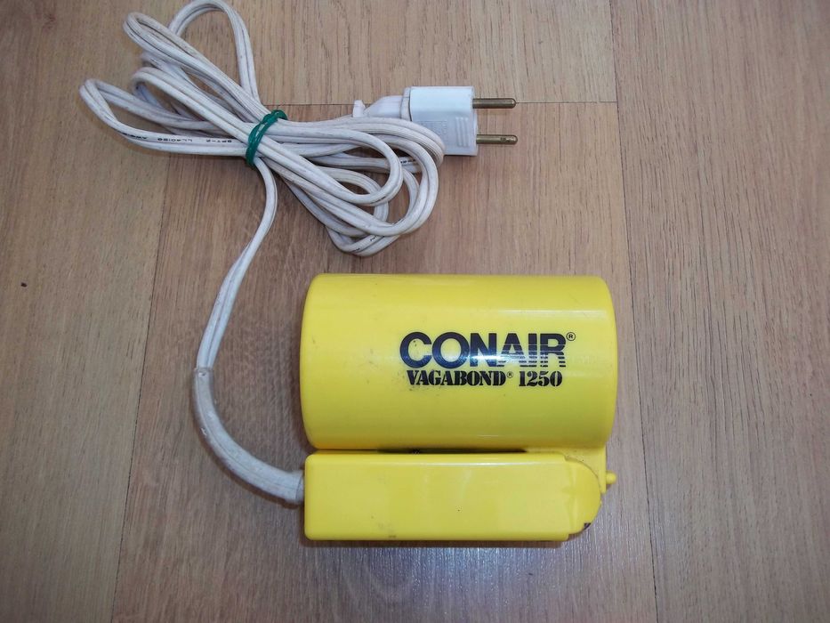 Фен для сушки волосся.