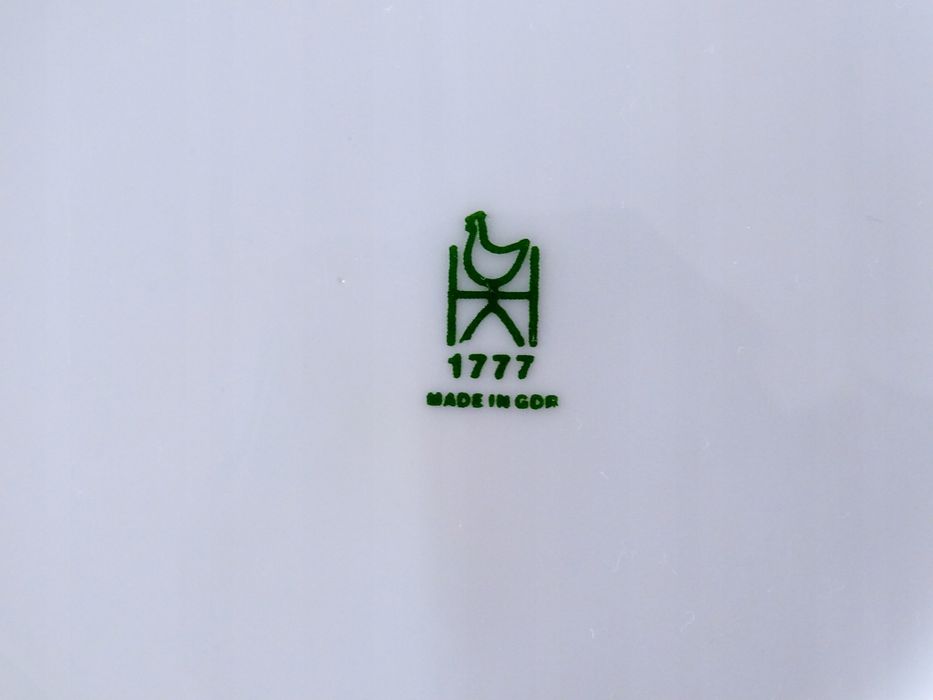 piękny dzbanek porcelanowy henneberg