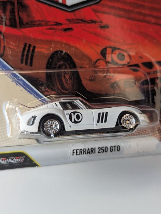 Vintage Racing Premium Hot Wheels Ferrari 250 GTO Porsche 917k Gulf