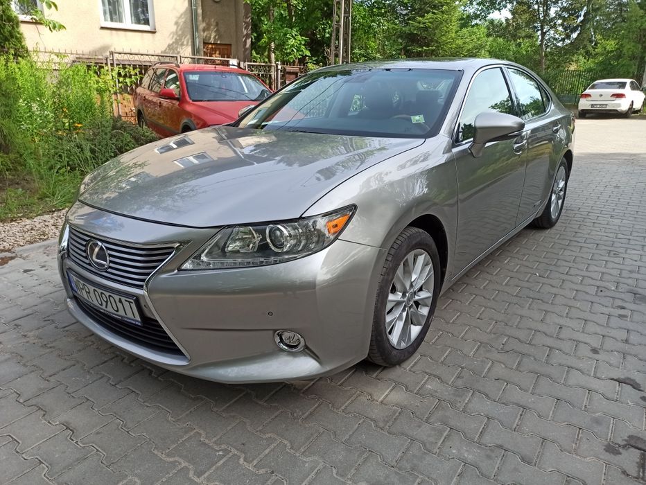 LEXUS ES 300 h, hybrid - business class