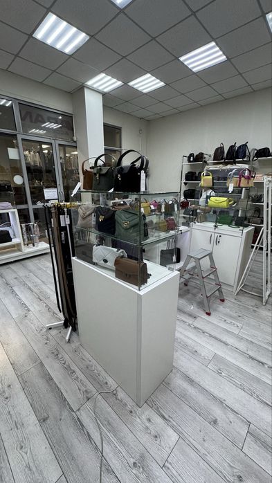 Торгові меблі, меблі в магазин