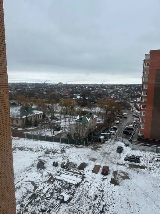 Продаж 1 км квартири