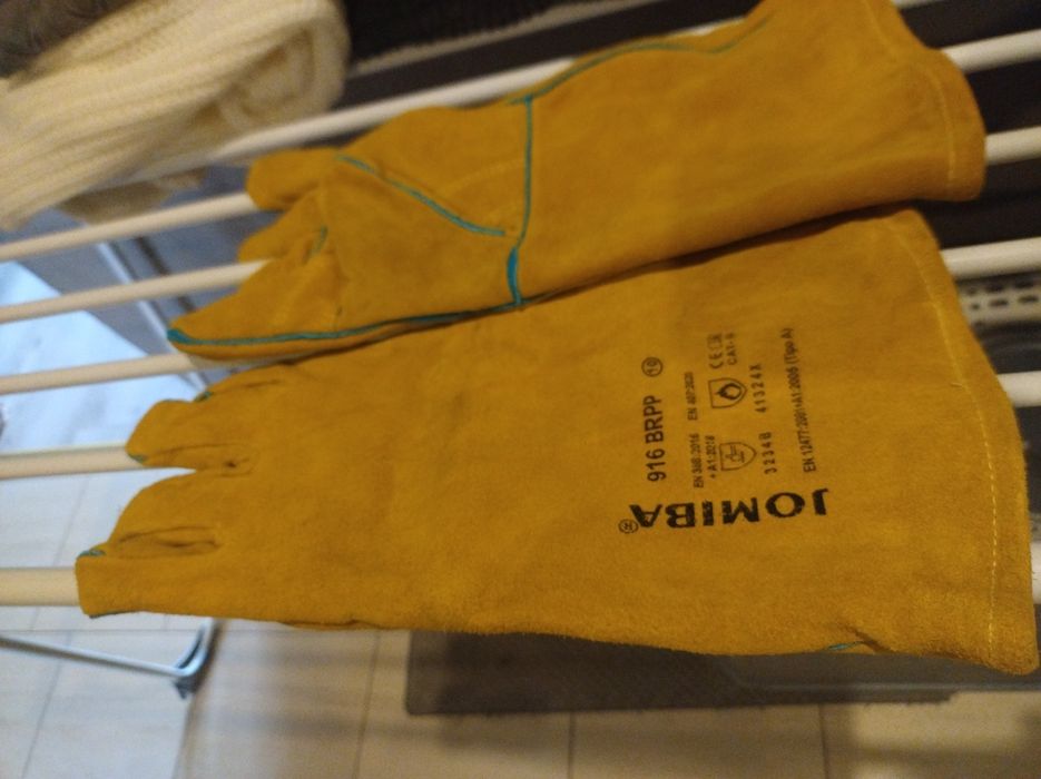 Rękawice spawalnicze