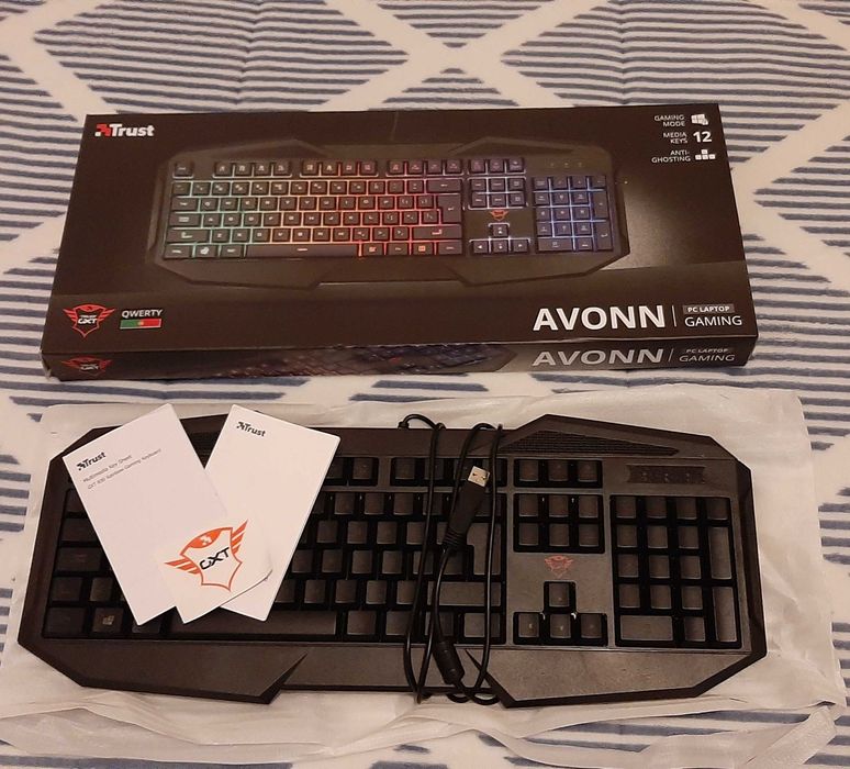 Teclado gaming como novo