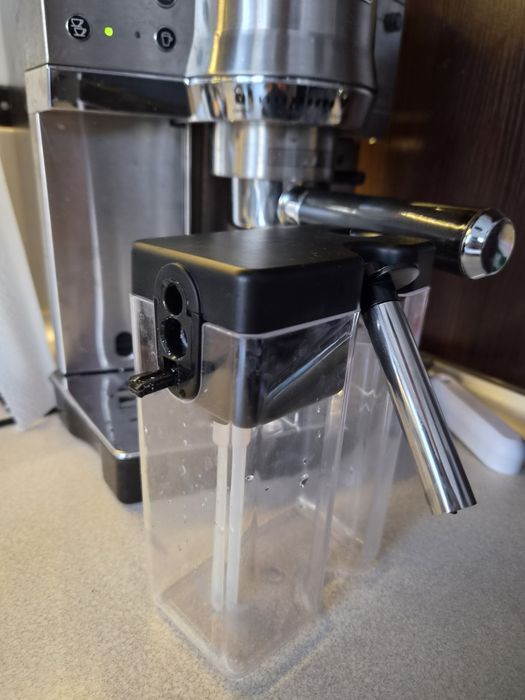 EKSPRES DeLonghi EC860