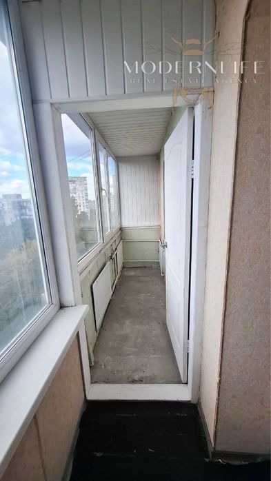 Продаж 1к квартири вул. Мілютенко 11а
