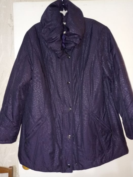 Куртка жіноча р.52/54.,холофайбер