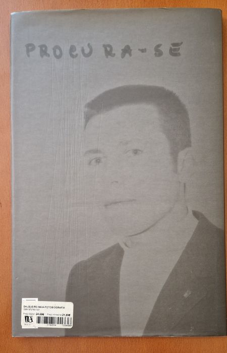 Livro - Salgueiro Maia - Fotobiografia de António de Sousa Duarte .

L