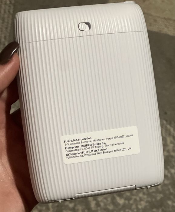 Продам  Fujifilm Instax Mini Link 2 (Clay White)