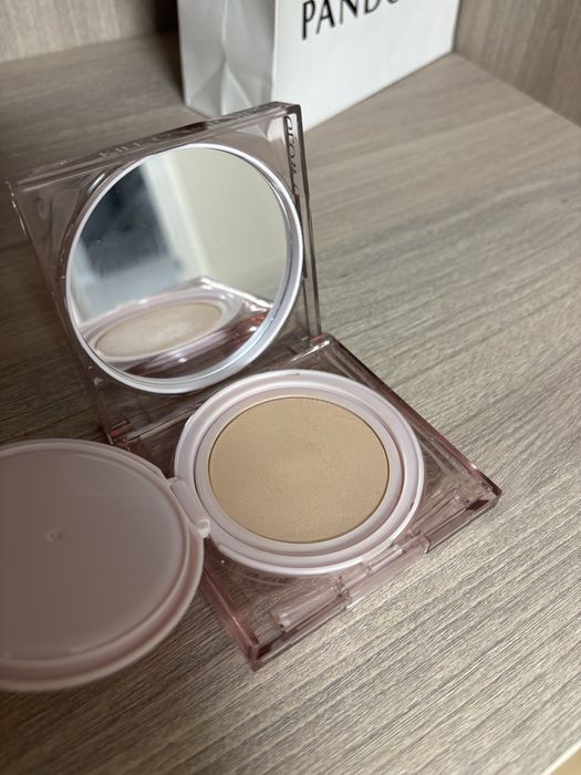 clio glow mesh cushion 02